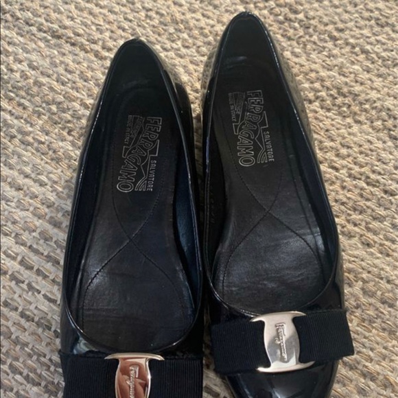 Ferragamo flats - Picture 2 of 4